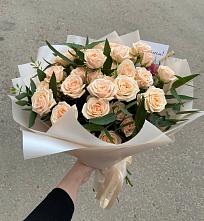 Букет Кремовые розы Латте в Сухарево